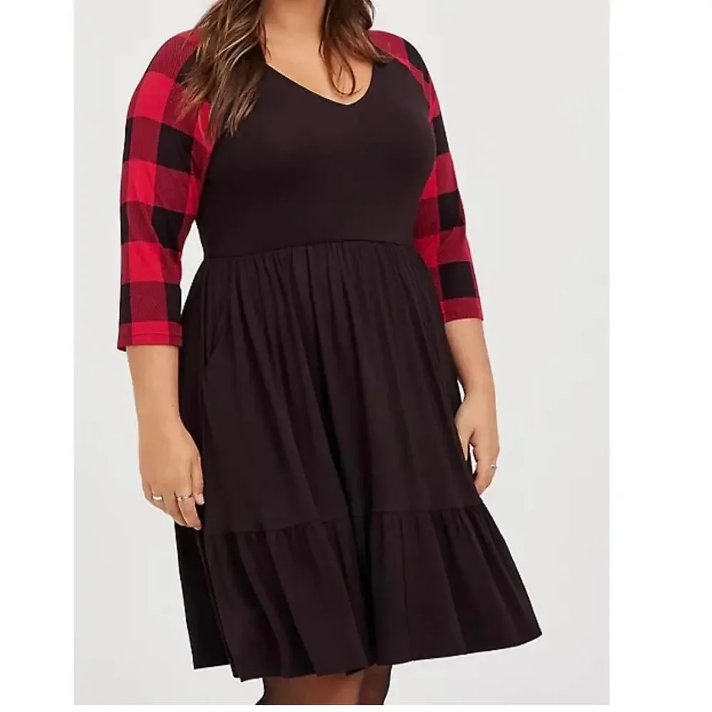 Torrid Size 0 (0X) Black & Red Buffalo‎ Plaid Super Soft Skater Dress w/Pockets